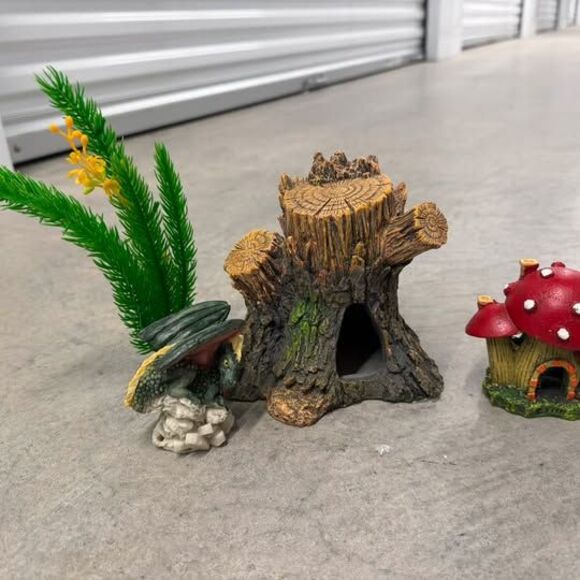 Unbranded Other - Aquarium and Terrarium Decorations Set